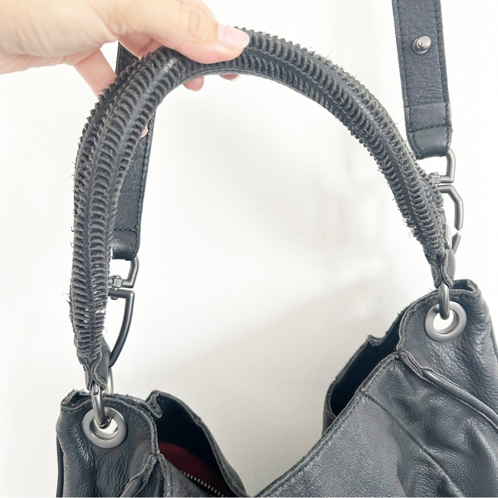 Liebeskin Berlin Black Genuine Leather Handbag - Picture 4 of 11